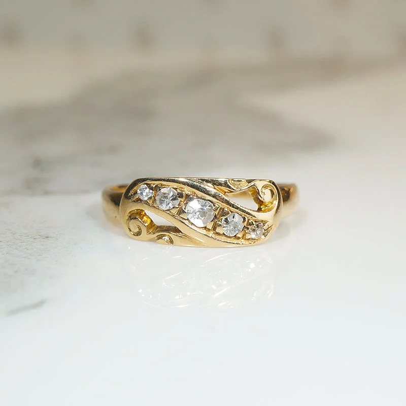 Edwardian Diamond & 18ct Gold Flourish Band