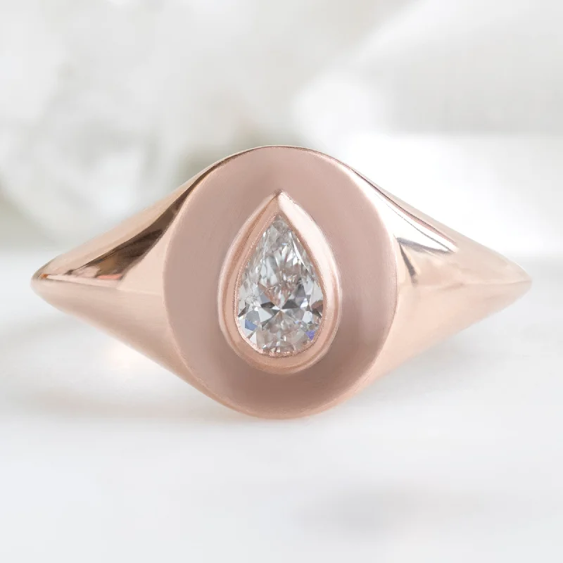 The Signet Ring | 0.32ct Pear White Diamond in 10K Rose Gold