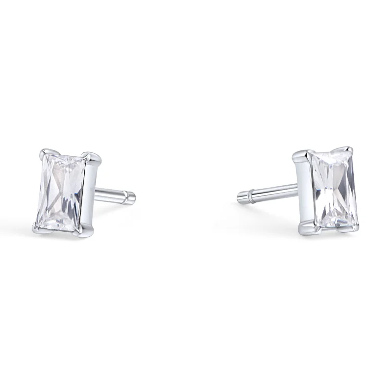 Cassis Stud Earrings