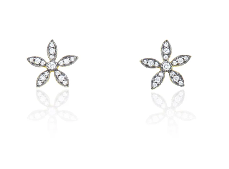 'Lotus Flower Stud'