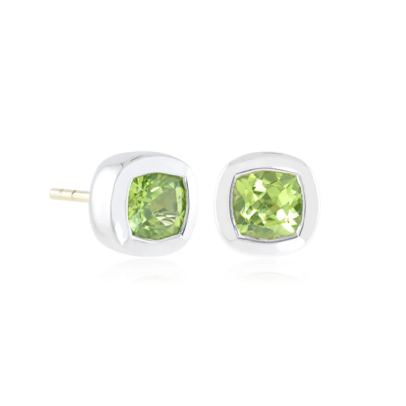 Melrose Earrings in Peridots